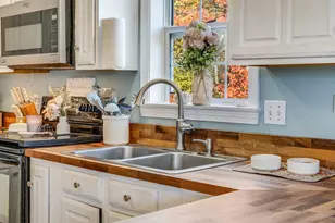 317 Cross Rd, Cushing, ME 04563 - Photo 16