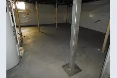 18 Monroe Street, Auburn, ME 04210 - Photo 100