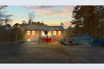 167 E Oxford Road, Oxford, ME 04270 - Photo 1