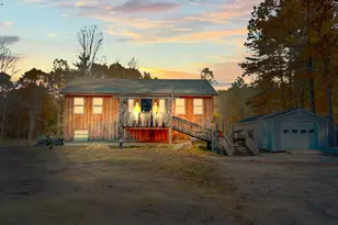 167 E Oxford Rd, Oxford, ME 04270 - Photo 1