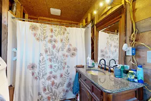 167 E Oxford Rd, Oxford, ME 04270 - Photo 22