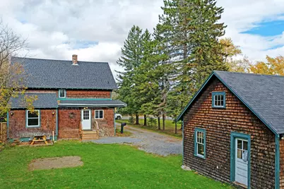 21 Washington Street, Caribou, ME 04736 - Photo 2