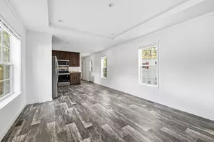 10 Victoria Dr, Waterville, ME 04901 - Photo 2