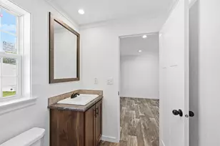 46 Victoria Dr, Waterville, ME 04901 - Photo 10