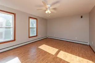 35 Rochester St, Berwick, ME 03901 - Photo 6