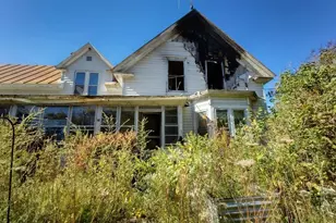 71 Pittsfield Ave, Hartland, ME 04943 - Photo 4