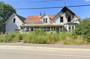 71 Pittsfield Ave, Hartland, ME 04943 - Photo 2