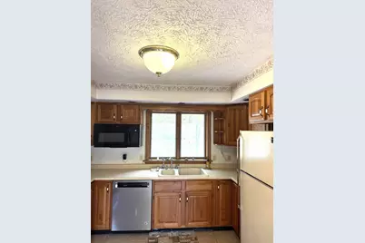 15 Country Club Drive, Auburn, ME 04210 - Photo 8