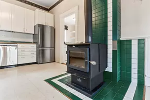 27 Gardiner St, Richmond, ME 04357 - Photo 8