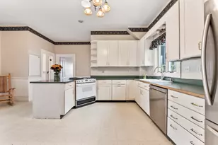 27 Gardiner St, Richmond, ME 04357 - Photo 10