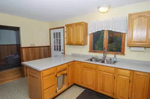 712 Avenue Rd, Corinth, ME 04427 - Photo 10