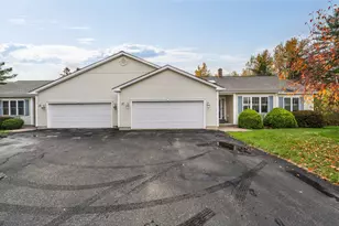 127 Chickadee Ln, Bangor, ME 04401 - Photo 2