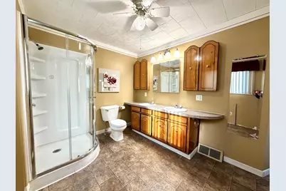 543 E Main Street, Madawaska, ME 04756 - Photo 28