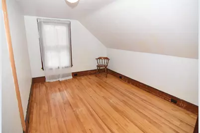 11 Chestnut Street, South Portland, ME 04106 - Photo 16