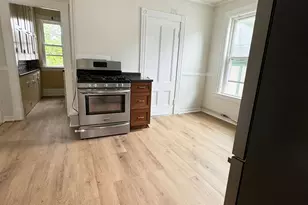 117 Winter St, Auburn, ME 04210 - Photo 10