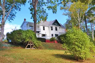 59 Summer St, Hampden, ME 04444 - Photo 10