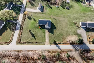 40 Doughty Blvd, Levant, ME 04456 - Photo 14