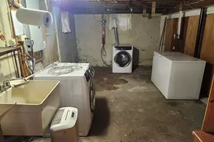 31 Ridgeway Ave, Sanford, ME 04073 - Photo 24