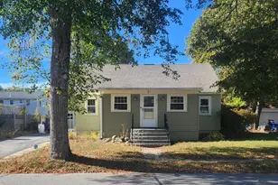 31 Ridgeway Ave, Sanford, ME 04073 - Photo 2