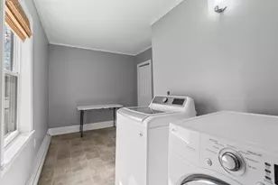 130 W Broadway, Bangor, ME 04401 - Photo 28