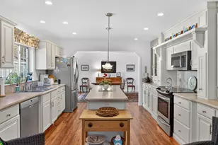 8 Caslyn Dr, Eliot, ME 03903 - Photo 16