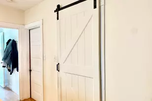 1542 Congress St, Portland, ME 04102 - Photo 16