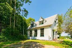 300 Main Rd, Islesboro, ME 04848 - Photo 8