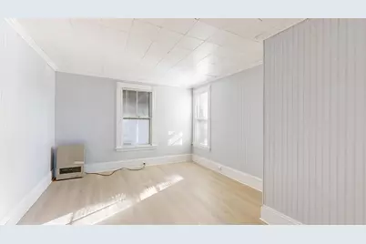 10 Leighton Street, Waterville, ME 04901 - Photo 18