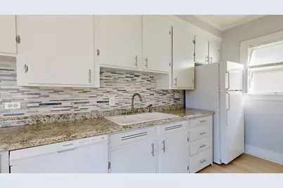 10 Leighton Street, Waterville, ME 04901 - Photo 8