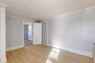 10 Leighton St, Waterville, ME 04901 - Photo 16