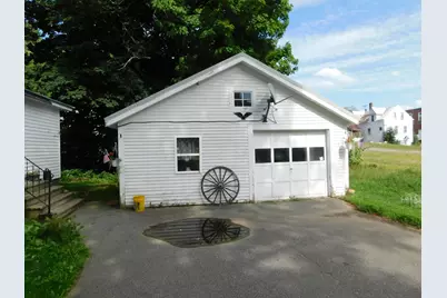 9 Collins Street, Bingham, ME 04920 - Photo 4