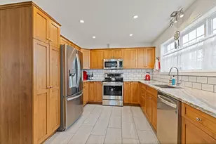 18 Hunter Dr, Hermon, ME 04401 - Photo 18