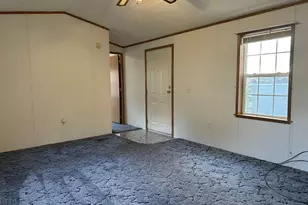 499 Augusta Rd, Winslow, ME 04901 - Photo 8