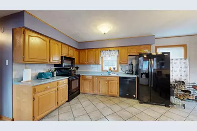 22 School Street, Lewiston, ME 04240 - Photo 10