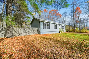 20 Spruce St, Newport, ME 04953 - Photo 2