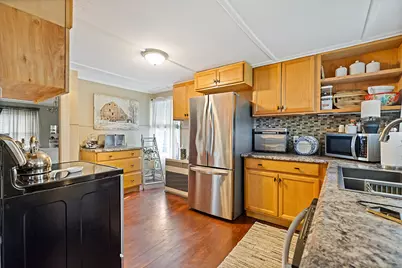 16 Hallowell Street, Winslow, ME 04901 - Photo 8