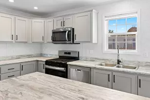 7 Nelligan Dr, Holden, ME 04429 - Photo 20