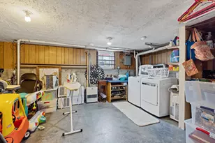 55 Lambert St, Portland, ME 04103 - Photo 32