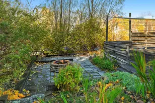 424 Winthrop St, Hallowell, ME 04347 - Photo 10