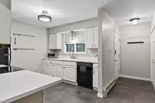 152 McKeen St, Brunswick, ME 04011 - Photo 4