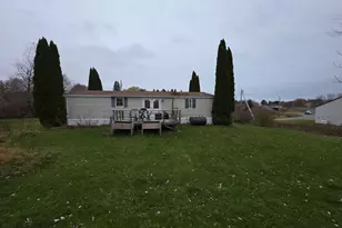 332 Pleasant St, Rockland, ME 04841 - Photo 4