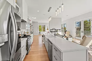 29 Navy St, Searsport, ME 04974 - Photo 22