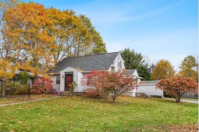 9 Parsons Street, Kennebunk, ME 04043 - Photo 2