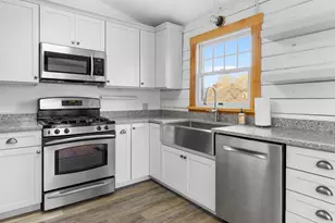 979 Dutch Neck Rd, Waldoboro, ME 04572 - Photo 12