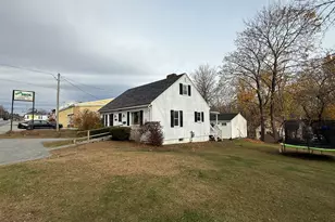 577 Maine Ave, Farmingdale, ME 04344 - Photo 1