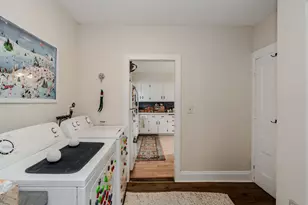 32 Melbourne St, Portland, ME 04101 - Photo 20