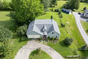 443 Mann Hill Rd, Holden, ME 04429 - Photo 4