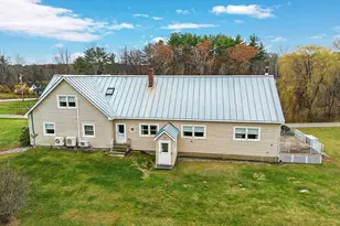 9 Snug Harbor Rd, Belgrade, ME 04917 - Photo 2