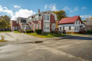 24 Dyer St, Saco, ME 04072 - Photo 2