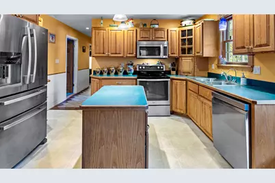 197 Ferry Road, Lewiston, ME 04240 - Photo 4